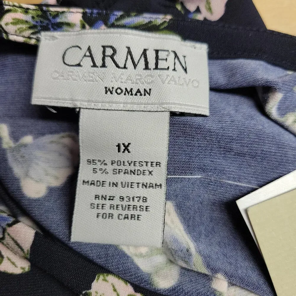 NWT CARMEN MARC VALVO Top 1X Navy Blue Floral Print Flounce 3/4 Sleeve Stretch